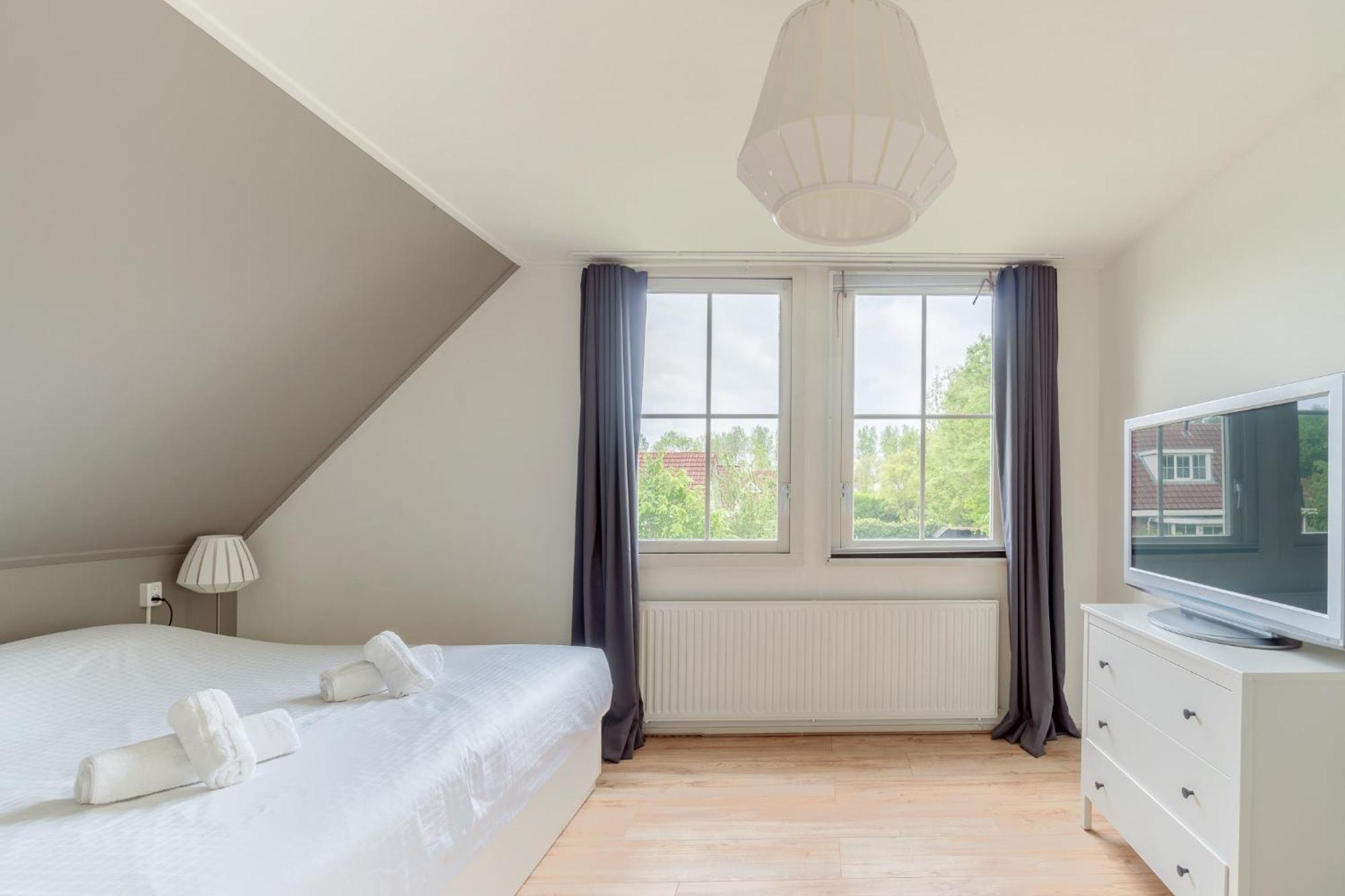 Comfort Villa For 8 People Zeewolde Exteriér fotografie