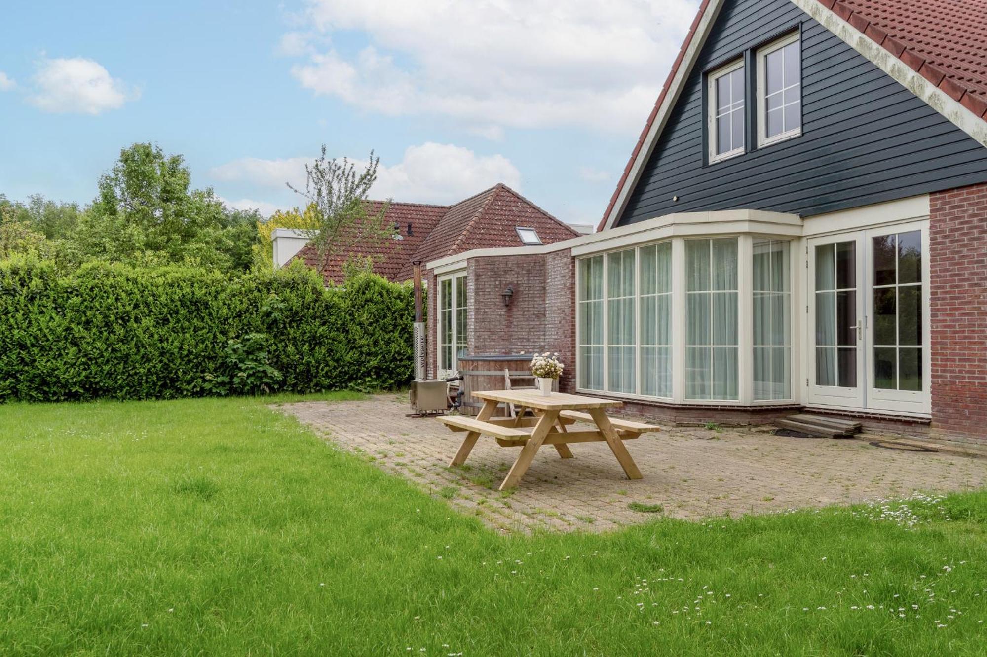 Comfort Villa For 8 People Zeewolde Exteriér fotografie